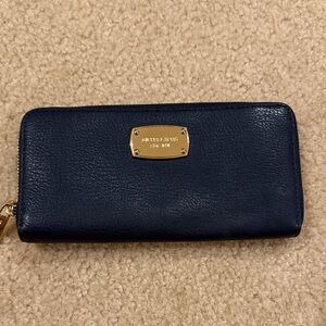 Michael Kors Dark Blue Leather Zip Wallet with Gold Plaque